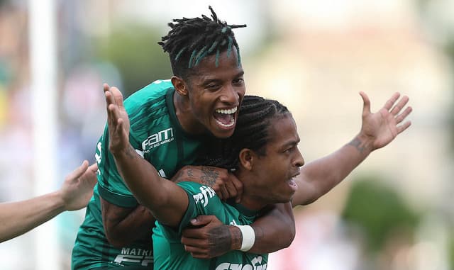 Entre os reforços indicados por Cuca ao São Paulo estão três jogadores que trabalharam com ele no Palmeiras: o atacante Róger Guedes, do Shandong Luneng (CHN), está praticamente descartado pela diretoria devido aos altos valores, mas há uma esperança em relação a Tchê Tchê e Keno (foto). O volante está no Dinamo de Kiev, da Ucrânia, e o atacante joga no Pyramids, do Egito. Abaixo, o LANCE! relembra casos de ex-palmeirenses que vestiram a camisa tricolor.