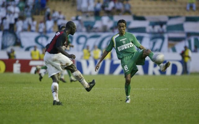 2005 - num campeonato por pontos corridos, o palmeiras terminou apenas em nono. Muito longe, atrás de Santo André, São Caetano, Mogi Mirim, Paulista e Ituano