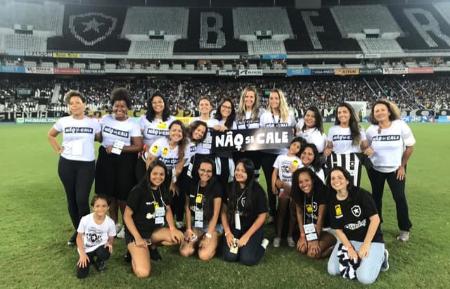 Torcedoras do Botafogo