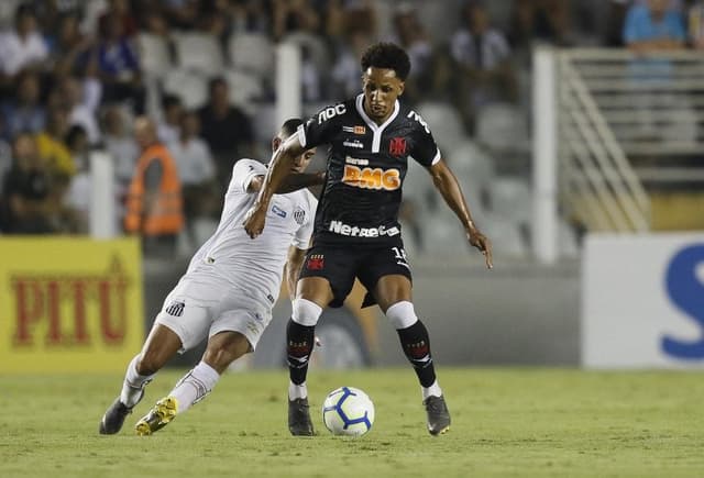 Santos x Vasco Lucas Mineiro