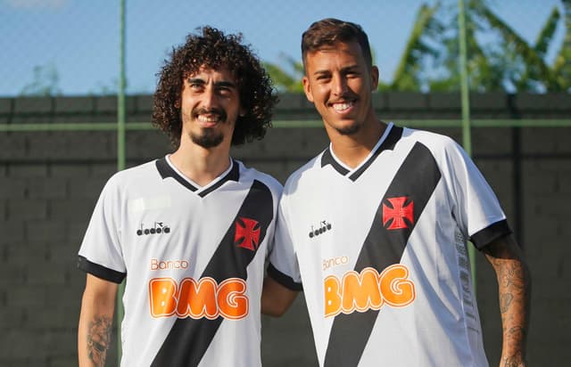 Valdívia e Marcos Júnior apresentados no Vasco