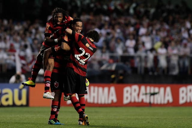 São Paulo 1 x 2 Flamengo - 02/10/2011