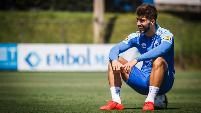 Lucas está emprestado do Cruzeiro até o meio do ano pelo Real Madrid