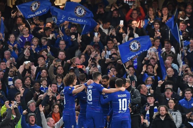 Chelsea vence nos pênaltis e vai à final da Europa League