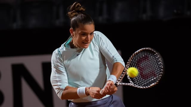 Maria Sakkari em virada sobre Kristina Mladenovic em Roma