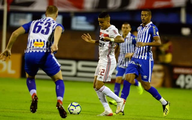 Confira a seguir a galeria especial do LANCE! com imagens do empate sem gols entre Avaí e São Paulo