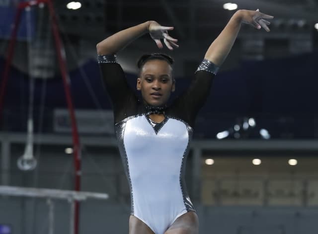 Rebeca Andrade em ação no Campeonato Brasileiro de Especialistas de ginástica artística (Crédito: Ricardo Bufolin/CBG)