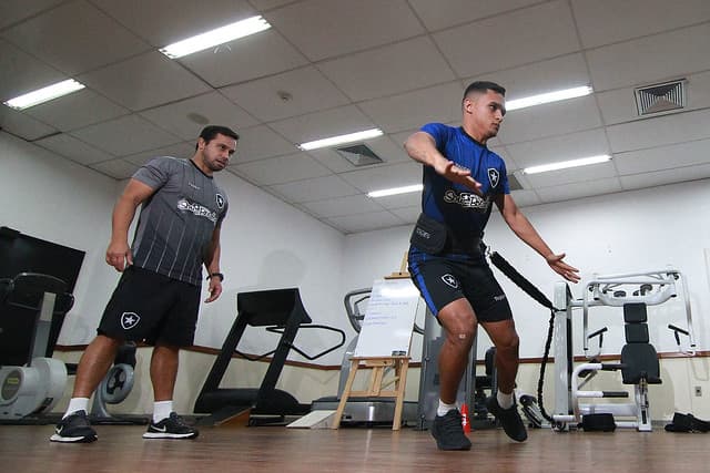 Treino Botafogo - Erik