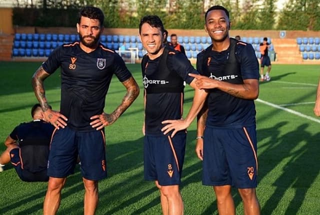 Júnior Caiçara, Márcio Mossoró e Robinho