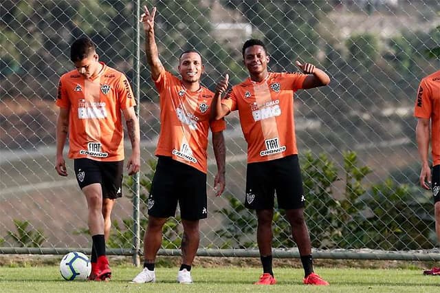 Cazares e Otero reeditam uma parceria que fez bons jogos pelo Atlético-MG