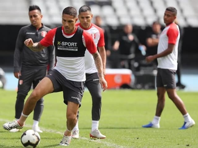 Paolo Guerrero - Peru