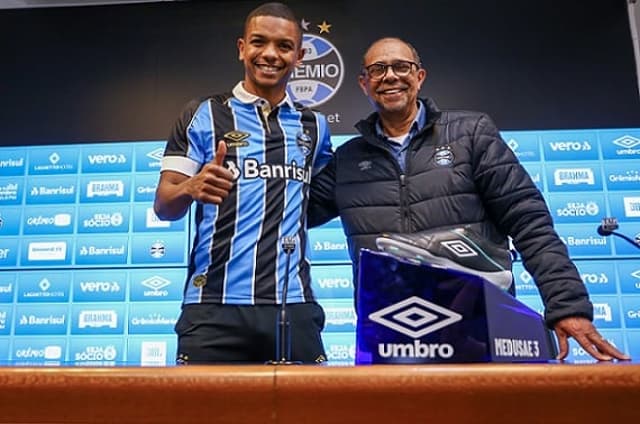 David Braz apresentado no Grêmio