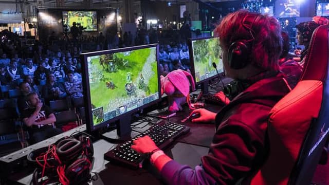 Ubisoft e Riot defendem senadora e ex-atleta Leila Barros em carta aberta