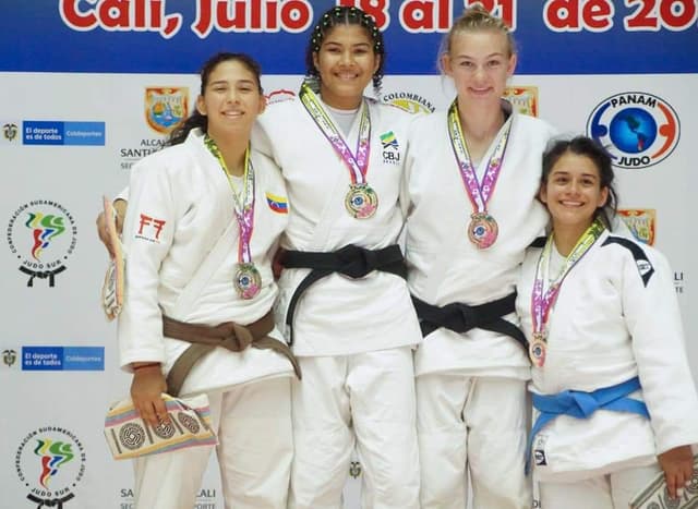 Luana Oliveira foi campeã do Pan Americano sub-18 na Colômbia e já projeta Brasileiro em agosto (Foto: Divulgação)