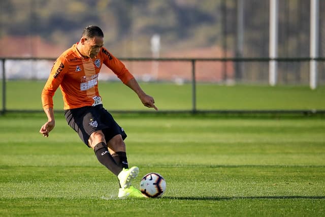 Ricardo Oliveira não marca pelo Galo oficialmente a 13 jogos