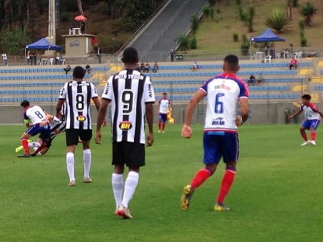 O time mineiro ficou no empate com os baianos após vencer quatro jogos seguidos