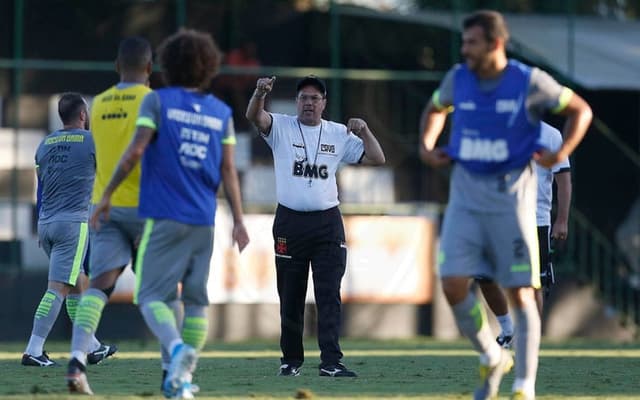 Treino Vasco - Luxemburgo