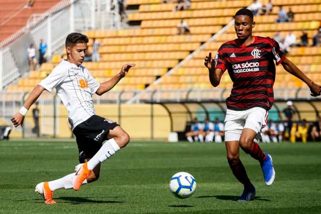 Corinthians x Flamengo sub-17