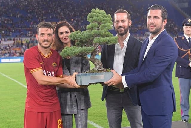 Roma levou bonsai como troféu