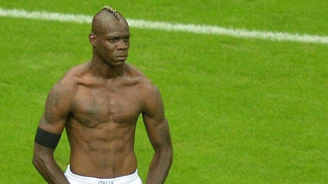 Balotelli comemoração contra Alemanha