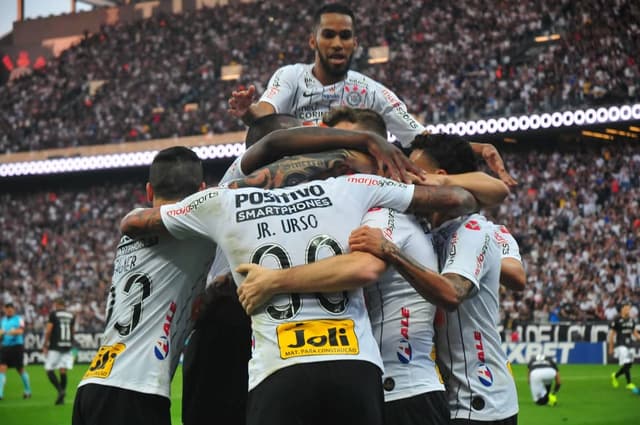 GALERIA: As imagens de Corinthians 2 x 0 Botafogo