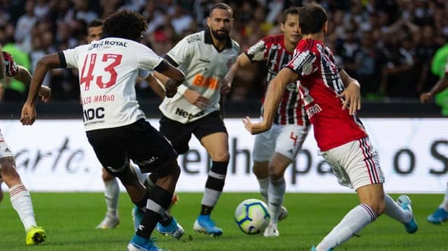 Vasco x São Paulo - Castán