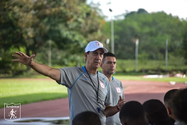 Alexandre Guimarães - América de Cali