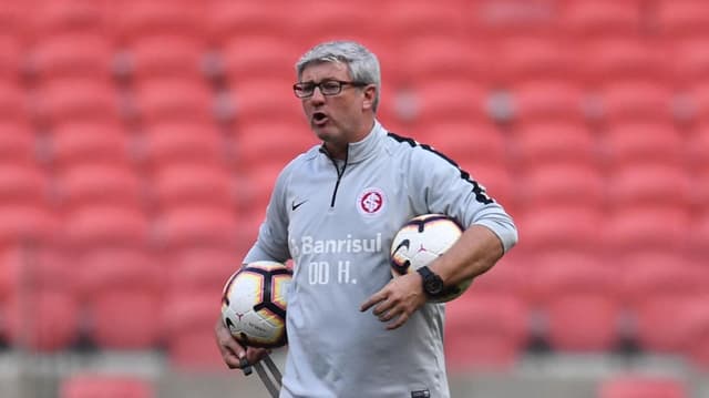 Odair Hellmann - Internacional