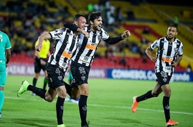 Réver abriu o caminho para a classificação do Galo na Colômbia