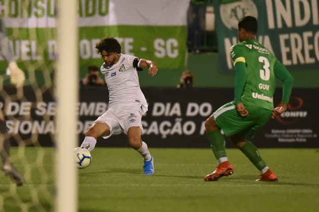 Chapecoense x Santos - Victor Ferraz