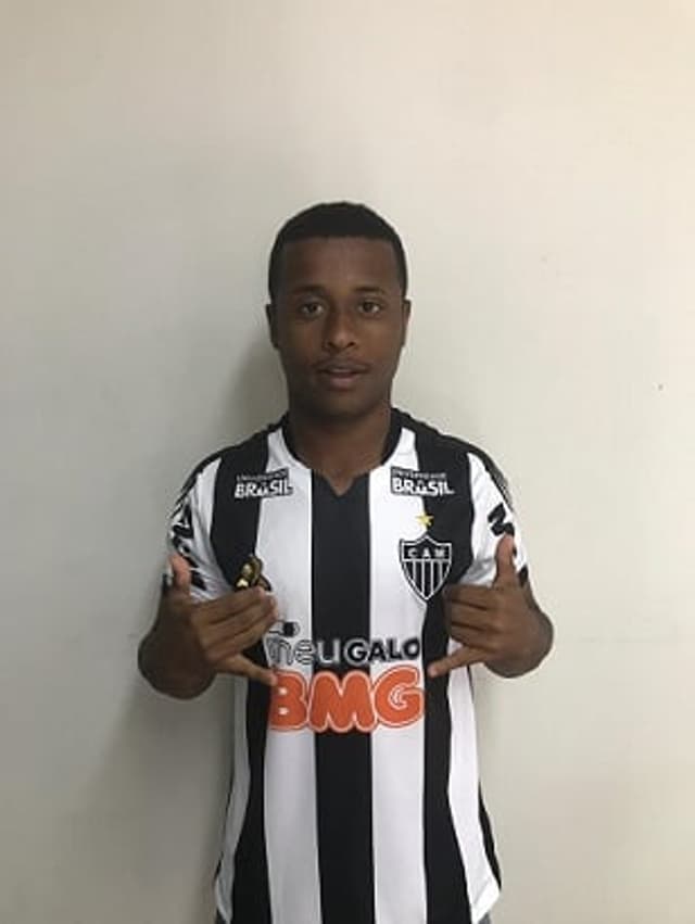 Bruno Michel chega ao alvinegro com o aval do técnico Rodrigo Santana