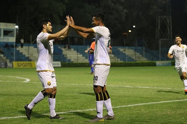 Guaraní x Sol de América Pastoreo