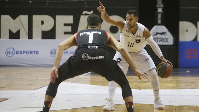 Henrique Coelho - Basquete Botafogo