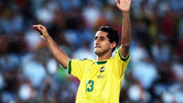 Zé Carlos - lateral-direito Brasil 1998