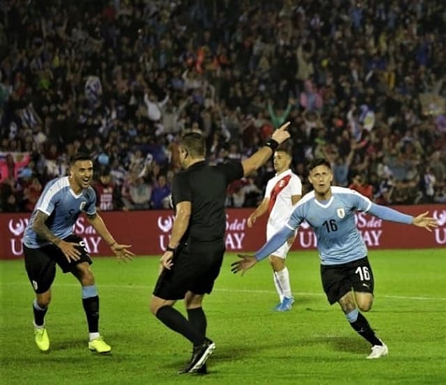 Uruguai x Peru - Brian Rodríguez