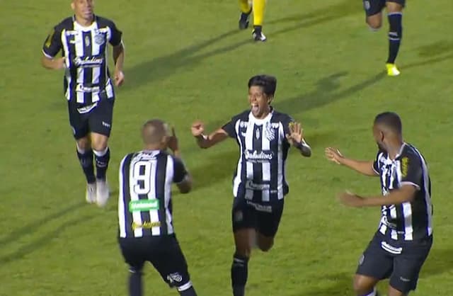 Paraná x Figueirense - Betinho