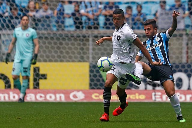 Grêmio x Botafogo - Cícero e Matheus H