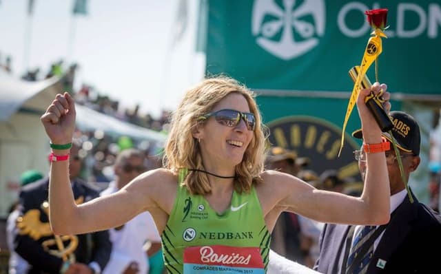 Com recorde, Camille Herron vence o Mundial de 24 Horas, em Albi, na França. (Divulgação)