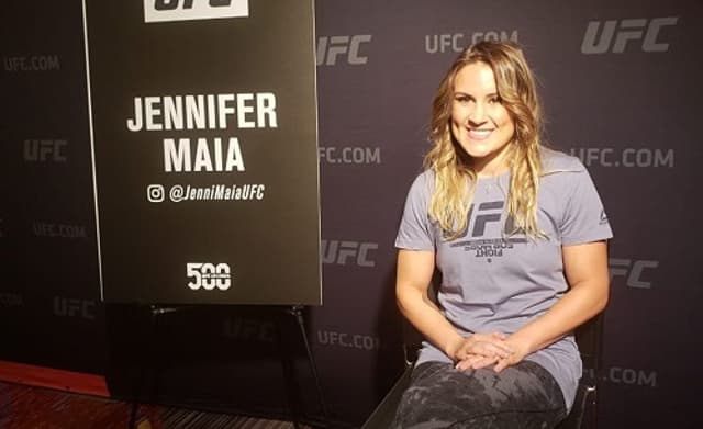 Jennifer Maia pode receber o title shot na divisão dos moscas, caso vença neste sábado (Foto: Reprodução/Instagram)