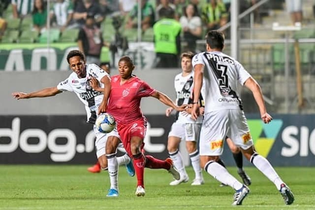 O América-MG não repetiu a performance do primeiro turno, quando venceu a Ponte fora de casa