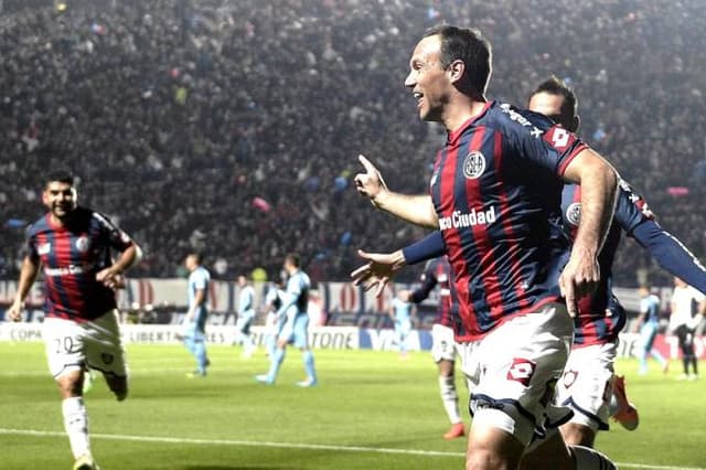 Mauro Matos nos tempos de San Lorenzo