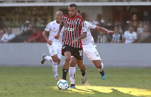 Santos x São Paulo - Daniel Alves