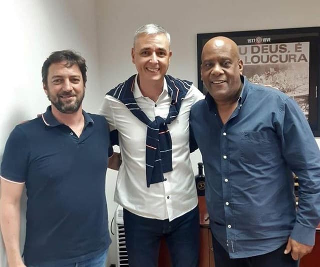 Tiago Nunes visitou o Parque São Jorge e o CT Joaquim Grava