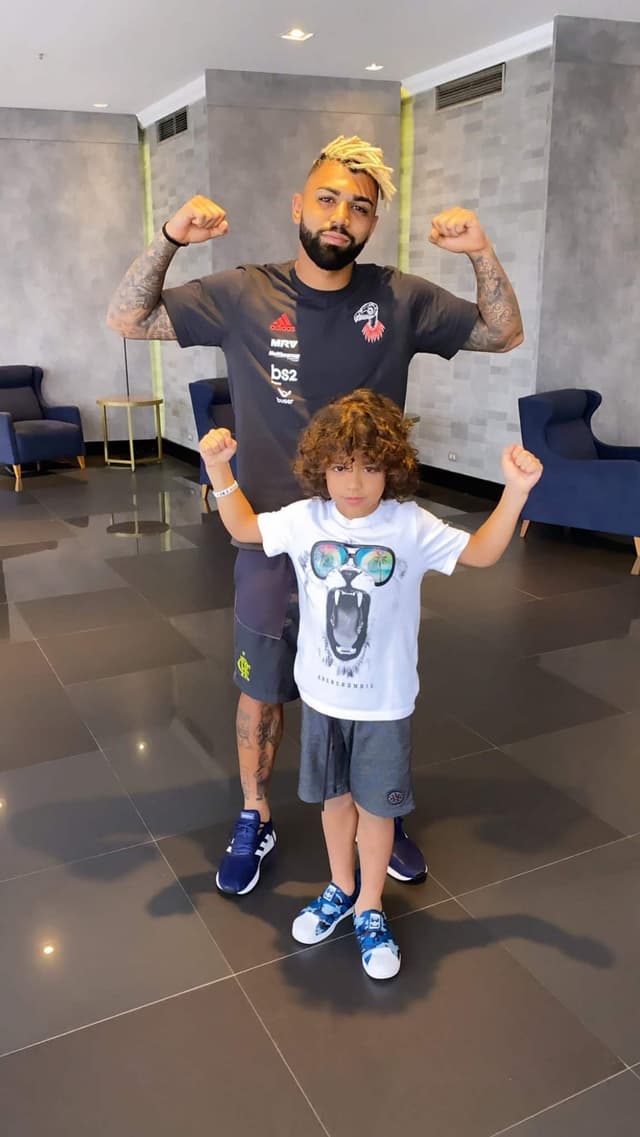 Gabigol - Felipe Melo