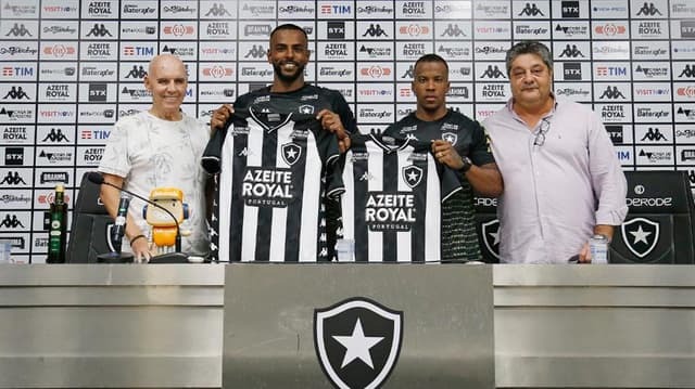 Treino do Botafogo no Estadio Nilton Santos