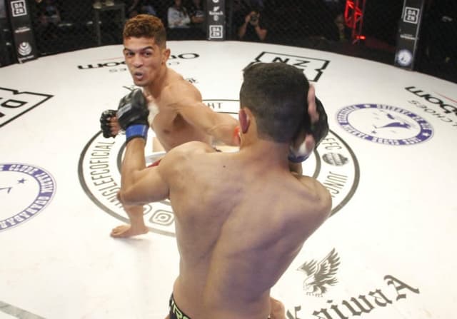 Willian Colorado vai disputar o cinturão dos penas no Jungle Fight 101 (Foto: Leonardo Fabri)