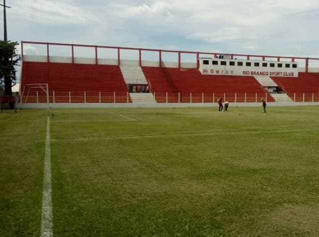 Estradinha - Estádio Rio Branco