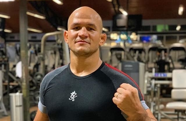 Junior Cigano fará luta principal diante de Curtis Blaydes (Foto: Reprodução/Instagram)