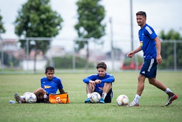 Jhonata veio do Grêmio e já deixou sua marca na Raposa