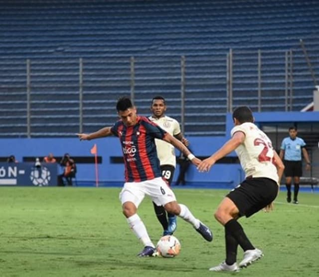 Cerro Porteño x Universitario